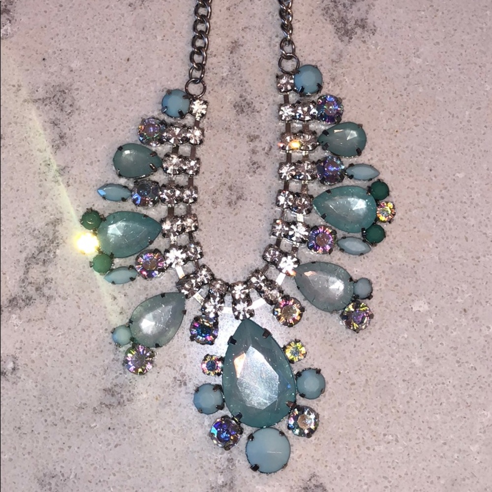 Statement necklace